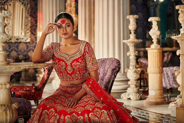 Maroon Lehenga – A Timeless Choice for Traditional Occasions