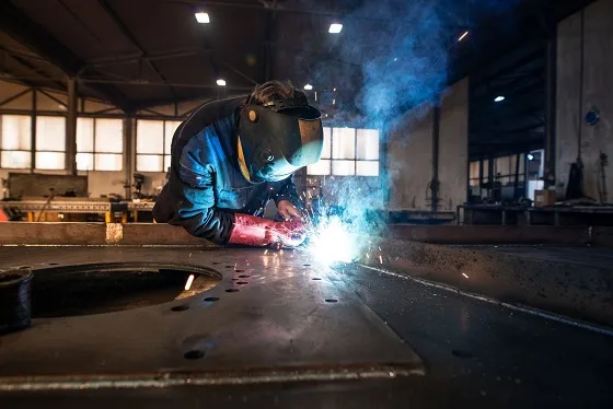 Improving Workplace Safety: Managing Welding Fumes With Dust Collectors